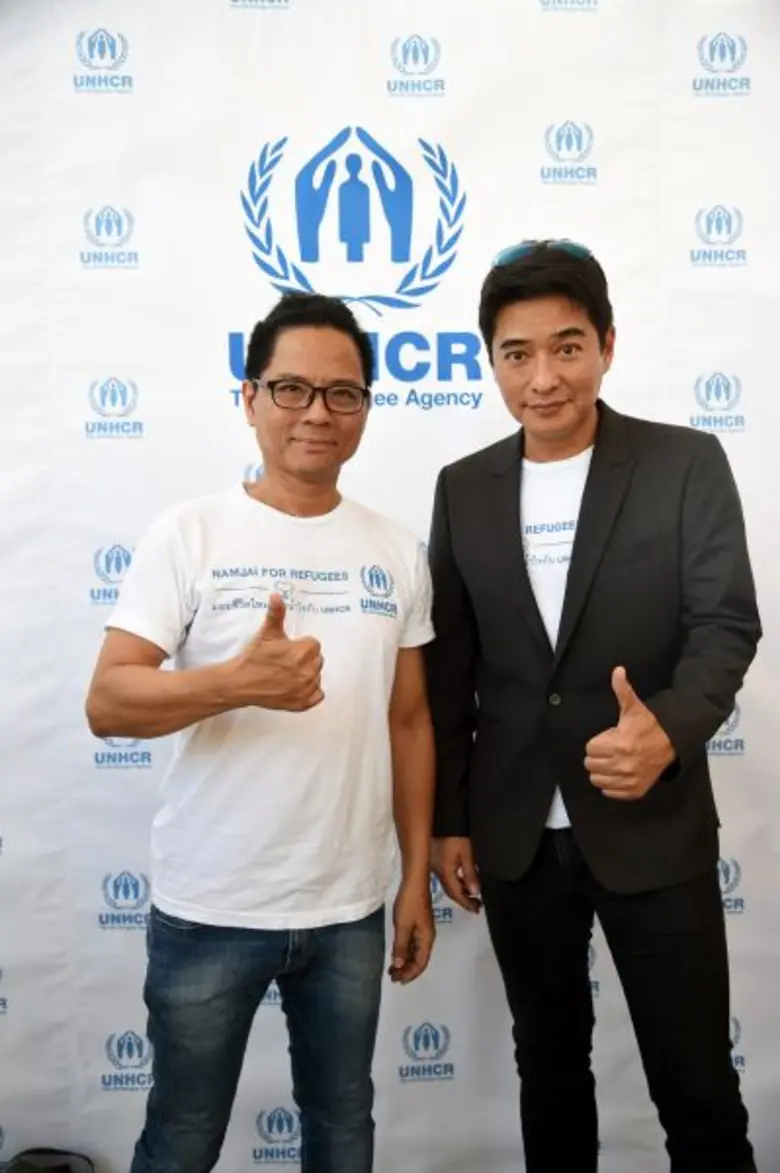 ปู ไปรยา – ก้อง สหรัถ แท็คทีมเพื่อนดารา ร่วมขับเคลื่อนน้ำใจไทยสู่ผู้ลี้ภัย ในโครงการ “Namjai for Refugees” มอบชีวิตใหม่ด้วยน้ำใจกับ UNHCR