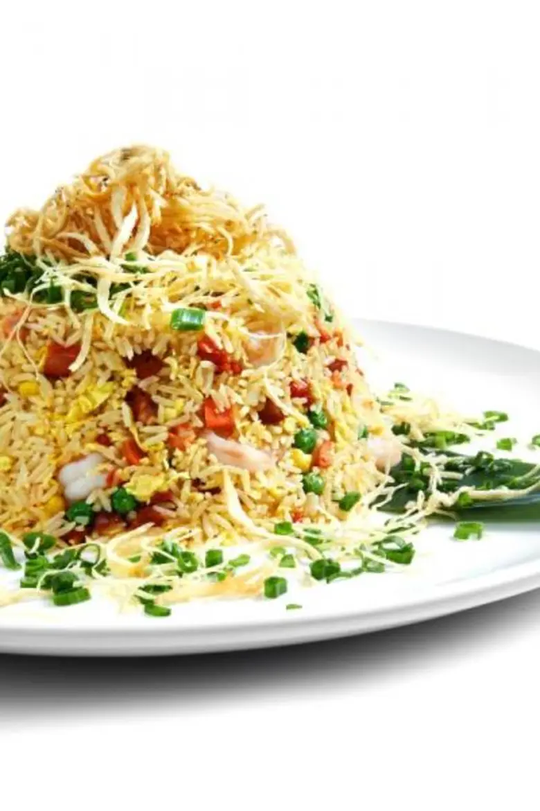 ต้อนรับตรุษจีนด้วยบุฟเฟ่ต์อาหารจีนและอาหา...