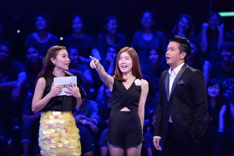 ทีวีไกด์: รายการ "The Love Machine วงล้อ…ลุ้นรัก" จียอน ชวนหนุ่มหล่อมาซารางเฮโย!! ลั่นพร้อม “จีบได้เลย” ใน “วงล้อ...ลุ้นรักฯ”