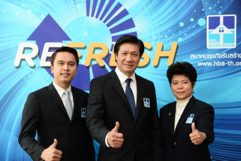 เมื่อเร็วๆนี้ คุณพิชิต อรุณพัลลภ (กลาง)นา...