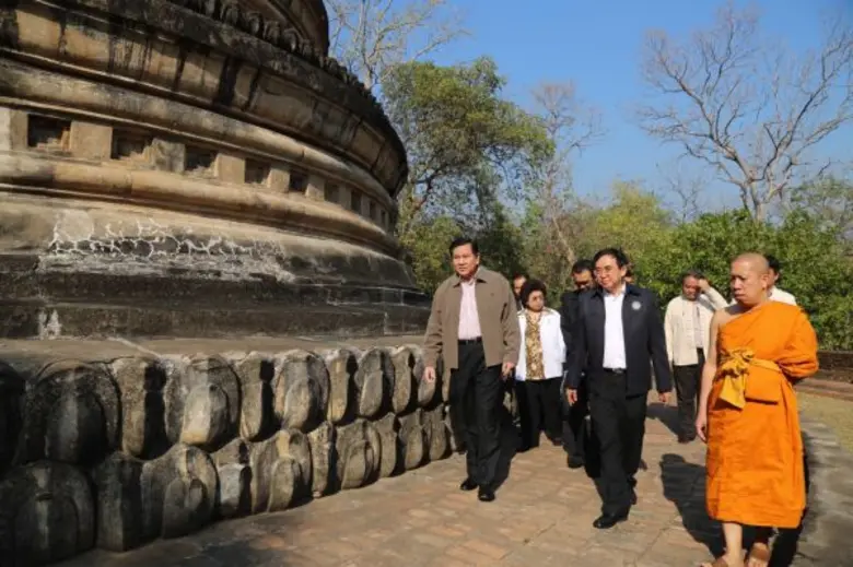 พลเอก ธนะศักดิ์ ปฏิมาประกร รองนายกรัฐมนตร...