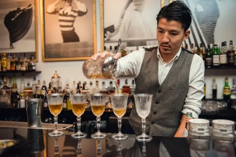 บาคาร์ดี เปิดประสบการณ์ค่ำคืนสุดเอ็กซ์คลูซีฟ กับ 5 บาร์สุดชิค แห่งมหานครกรุงเทพ ใน บาคาร์ดี บาร์ ฮอปปิ้ง ครั้งที่ 1