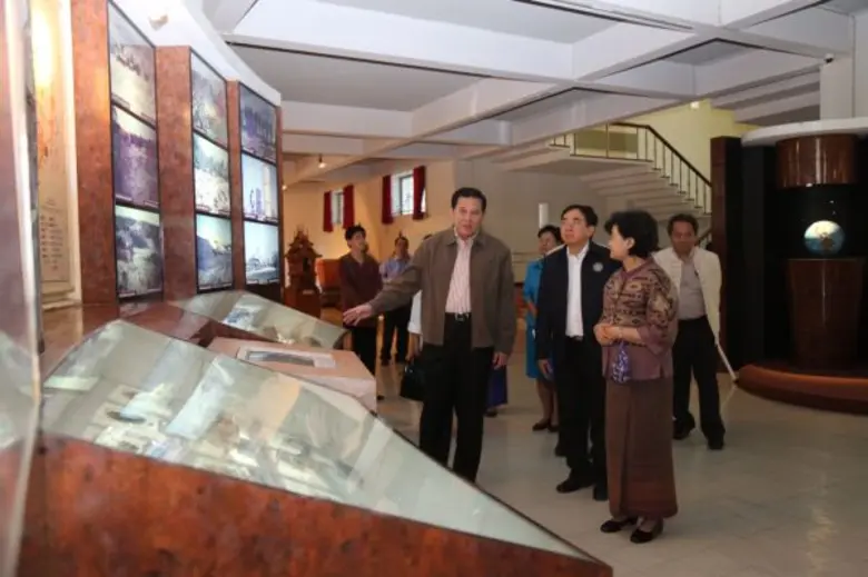 พลเอก ธนะศักดิ์ ปฏิมาประกร รองนายกรัฐมนตร...