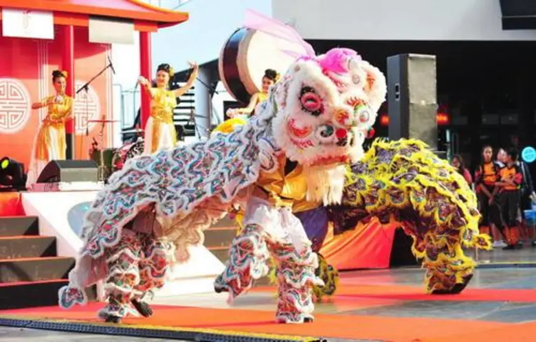 เมกาบางนา เปิดงาน “เมกา วันเดอร์ฟูล ไชนิส 2016”พร้อมประกวดสาวหมวย เฉลิมฉลองตรุษจีนสุดยิ่งใหญ่