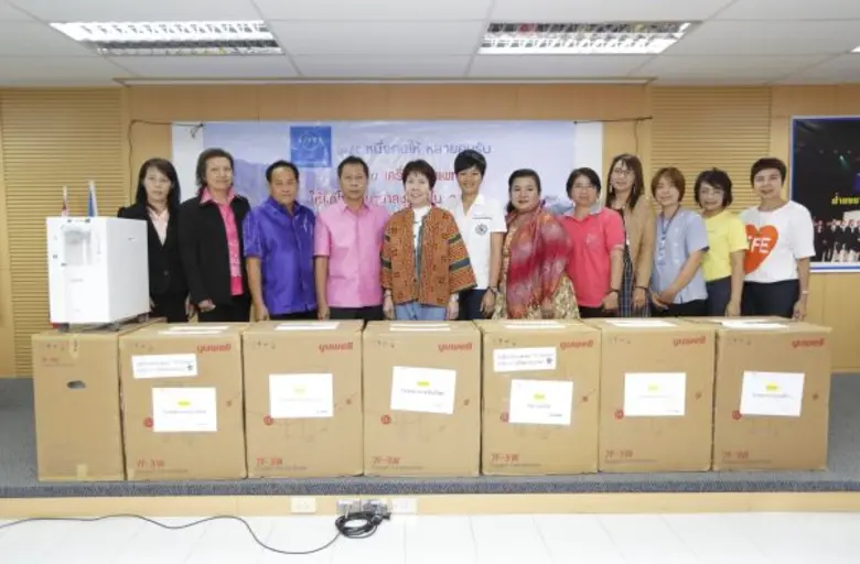 มูลนิธิหนึ่งคนให้ หลายคนรับ โดยไทยประกันชีวิต มอบเครื่องมือแพทย์แก่โรงพยาบาลชุมชนใน จ.น่าน