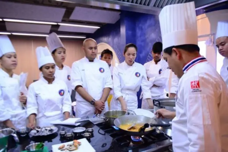 โรงเรียนการอาหารไทย เอ็ม เอส ซี ซึ่งจัดตั...