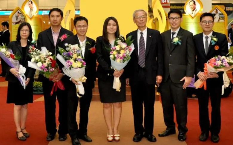 ศาสตราจารย์ ดร.ประมวญ เทพชัยศรี รองอธิการ...