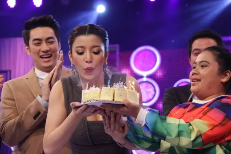 เอาใจทีมงานรายการ ดาวประจำเมือง ทางช่อง 8...