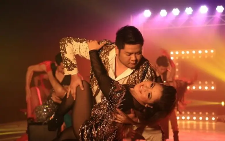 รวมกันเราอยู่ แยกหมู่ก็อดแดนซ์สิจ๊ะ ว่าแล...