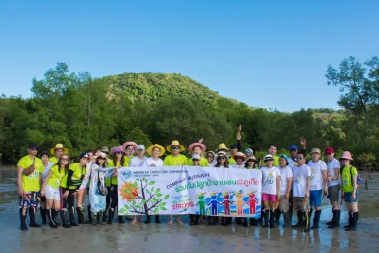 คุณยุทธนา แต่ปางทอง กรรมการผู้จัดการ บริษ...