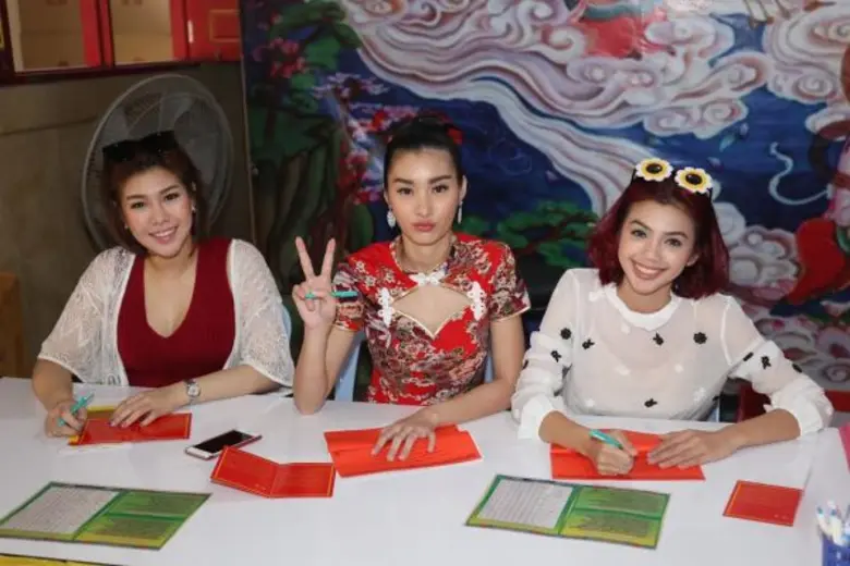 มด-ลาล่า-ลูลู่-ฝ้าย-หนูเล็ก แทคทีม เสริมดวง แก้ชง วัดเล่งเน่ยยี่ 2