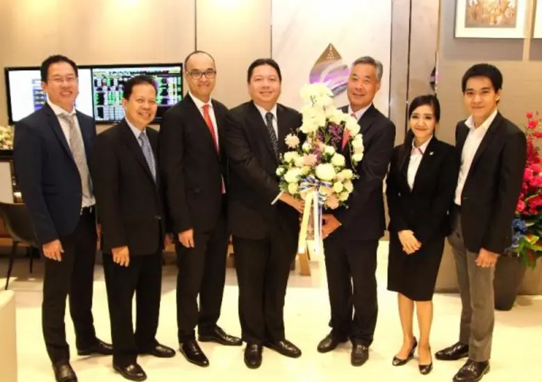 เมื่อเร็วๆนี้ นายพิเชษฐ สิทธิอำนวย (ที่ 4...