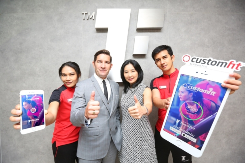 "ฟิตเนส เฟิรส์ท" นำโดย มร. มาร์ค เอลเลียต...