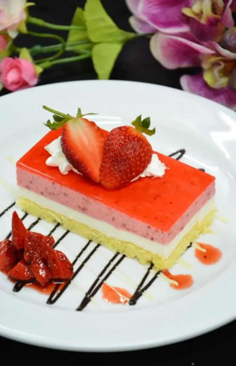 สตรอว์เบอร์รี่มูส , สตรอว์เบอร์รี่มินเฟย และ สตรอว์เบอร์รี่ไอศกรีม