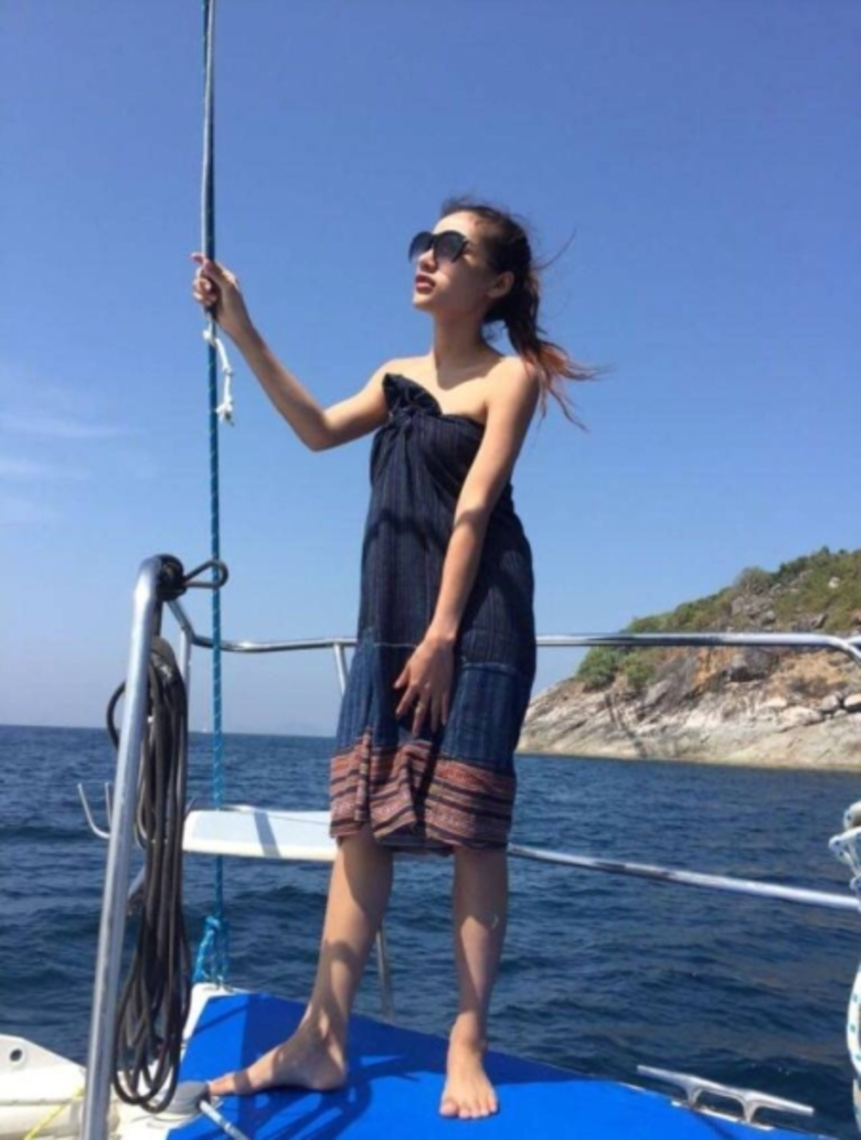 ใครจะโชว์ทูพีชวันพีชลงไอจีเซ็กซี่ขนาดไหน ...