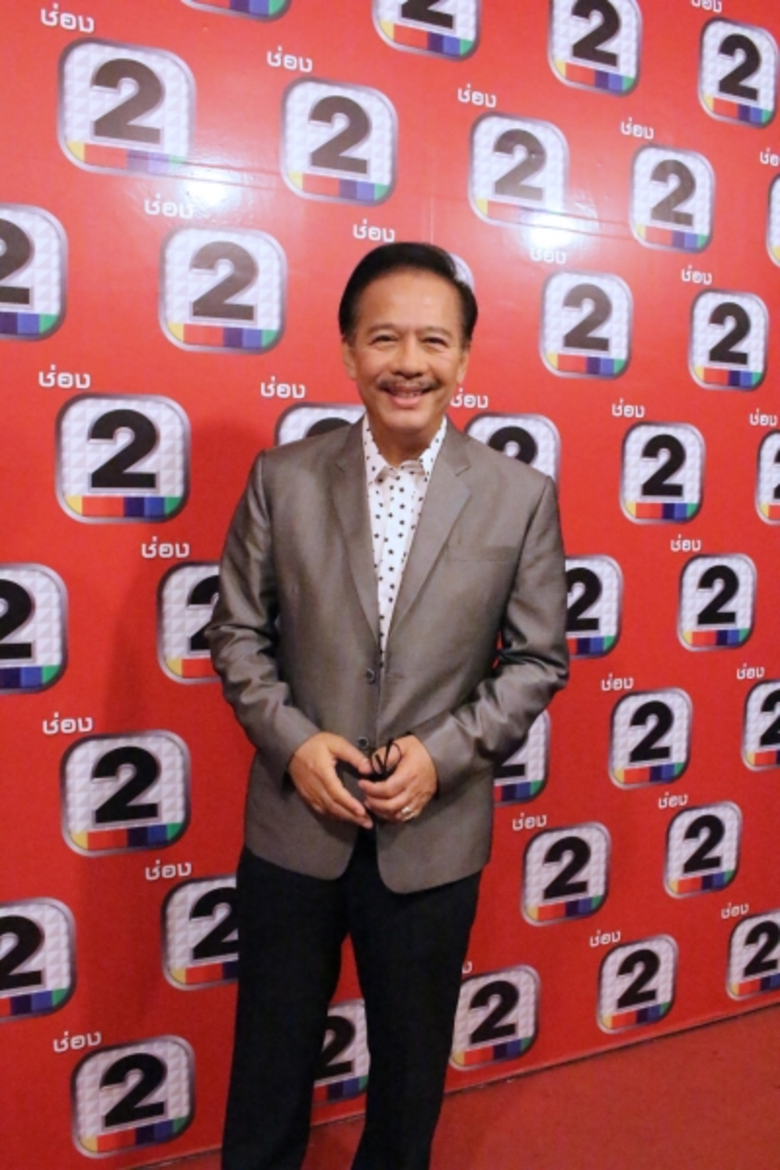 กลายเป็นประเด็นร้อนเมื่อ นักร้องลูกทุ่งชื...