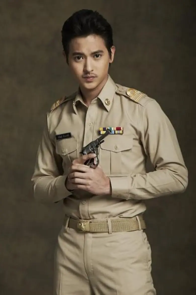 แฟนละครเจอเซอร์ไพร์สกับบทบาทใหม่ของหนุ่มห...