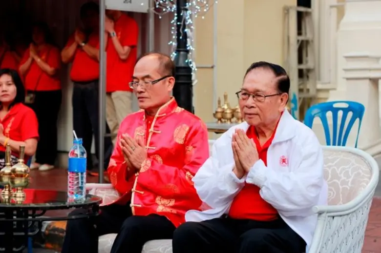 พิธีทำบุญตักบาตรข้าวสารอาหารแห้ง เนื่องในโอกาสวันมงคลตรุษจีน ณ โรงแรมแกรนด์ ไชน่า