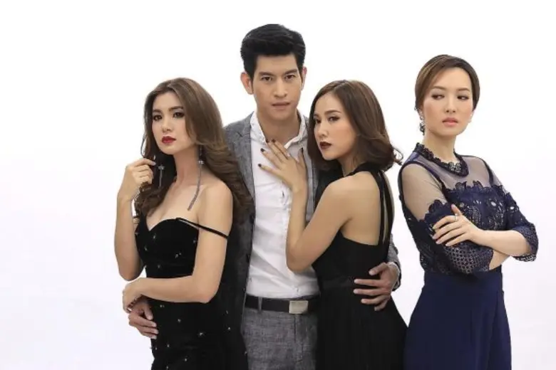 ผู้จัด เป๊บ ณพสิทธิ์ นำทีมทัพนักแสดงฟิตติ้งละครสุดแซ่บ “ไฟเปลี่ยนสี” พร้อมประเดิมพระนางน้องใหม่แกะกล่อง ซีส ชโยดม ประกบคู่ มุก กฤตสุดา