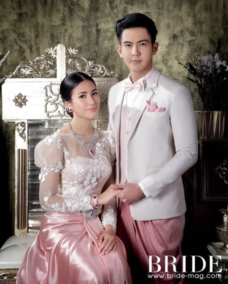 เมญ่า - นนธวรรณ สวยสง่ากับชุดวิวาห์ลูกไม้สุดหรู ใน BRIDE Magazine