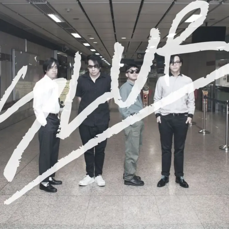 สมอลล์รูมได้ฤกษ์ ปล่อยซิงเกิ้ลแรกประเดิมป...