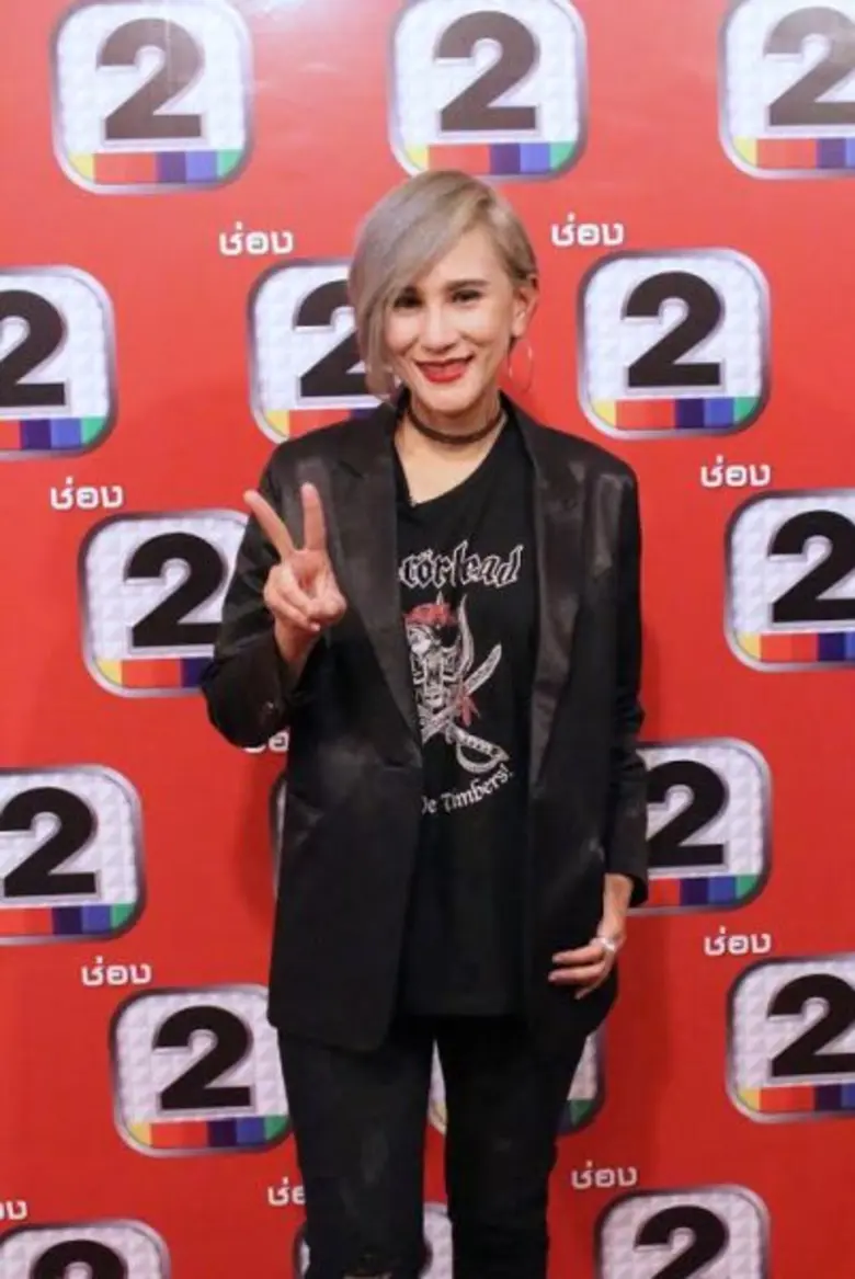 ไม่ค่อยจะออกมาพูดเรื่องความรักและครอบครัว...