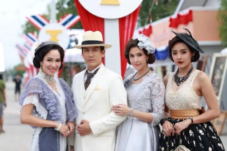 กลับมาจับละครพีเรียดตามแนวถนัดอีกครั้ง สำ...