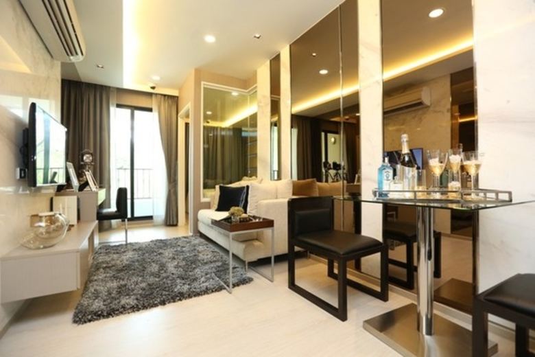 ผุด วีธารา สุขุมวิท 36"The Oasis of Sukhu...