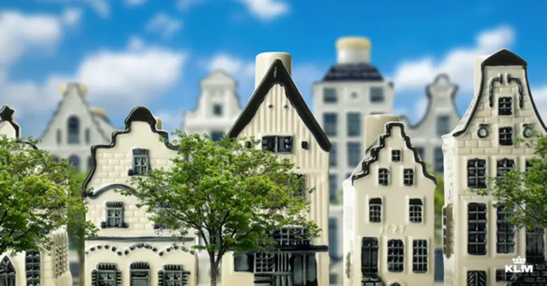 สายการบินเค แอล เอ็ม รอยัล ดัชท์ แอร์ไลน์ (KLM Royal Dutch Airlines) เสนอตั๋วเครื่องบินราคาพิเศษสำหรับชั้นธุรกิจ