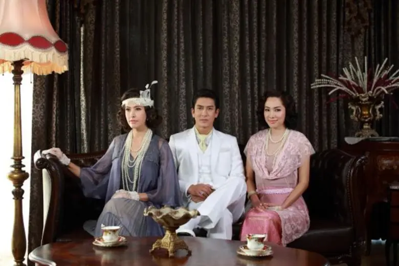 บทประพันธ์ แก้วเก้า บทโทรทัศน์ ปราณประมูล...