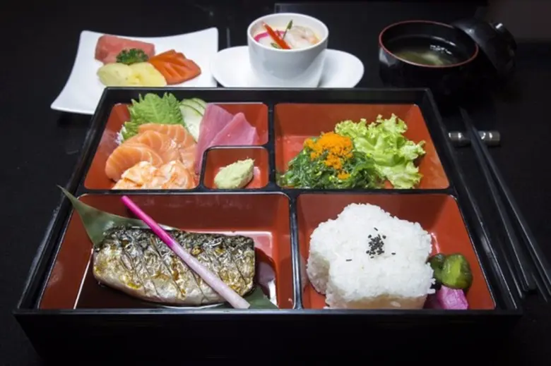 โรงแรมเดอะ แกรนด์ โฟร์วิงส์ คอนเวนชั่น ขอ...