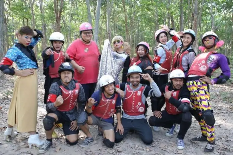 เหล่าผู้กล้าบุก รายการ โหด มัน ฮา ประเทศไ...