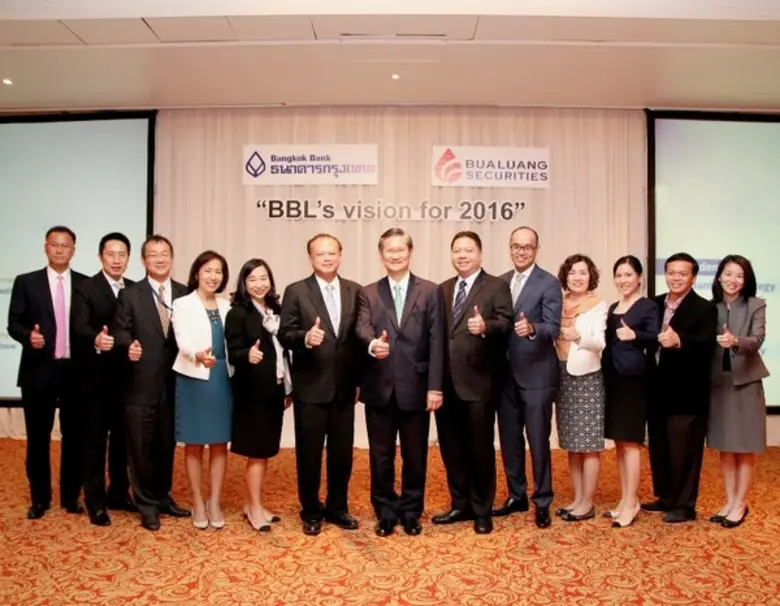 เมื่อเร็วๆนี้ นายพิเชษฐ สิทธิอำนวย (ที่ 6...