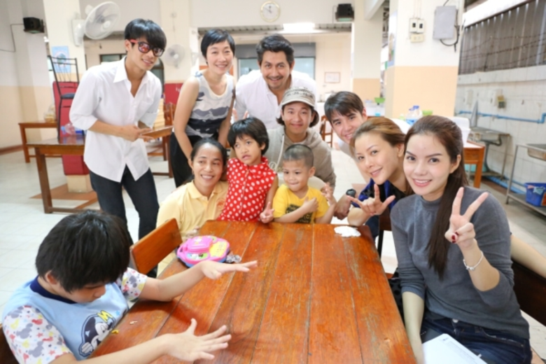 พระอาจารย์สุรศักดิ์ จรณธัมโม แห่งหอธรรมพร...