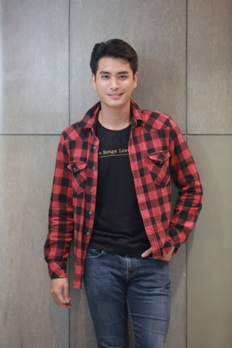 คุ้นหน้าคุ้นตากันดีสำหรับหนุ่มหล่อล่ำปั้น...