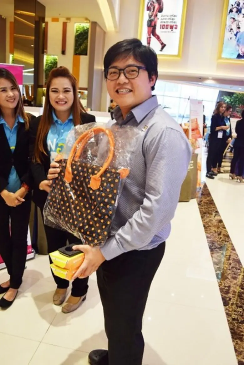 เมื่อเร็ว ๆ นี้ ที่เดอะคริสตัล เอสบี ราชพ...