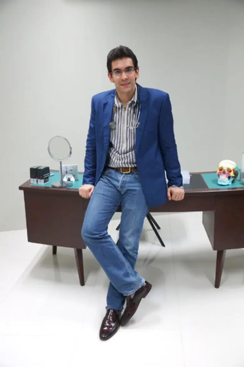 เปิดตัวคลินิกศัลยกรรมเสริมความงามมาแรงแห่งใหม่ ที่ใหญ่ที่สุดในเชียงใหม่ Dr. Alex Aesthetic Clinic โดย นพ. เอนก โซนี่ (หมออเล็กซ์)