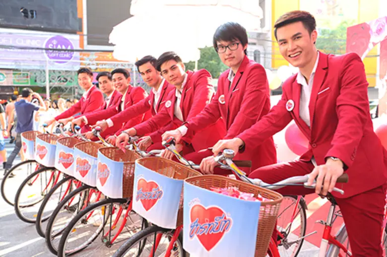 คุณจินตวีร์ อังคเศกวิไล ผู้ช่วยกรรมการผู้...