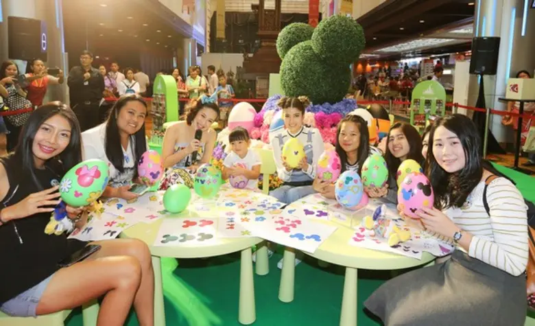 ฮ่องกงดิสนีย์แลนด์ ฉลองใหญ่ให้ “สุดว้าว” ครบรอบ 10 ปี จัดกิจกรรม มีท แอนด์ กรี๊ด มาร์กี้ และหนูน้อยวันใหม่ ในงานเที่ยวทั่วไทย ไปทั่วโลก ครั้งที่ 18