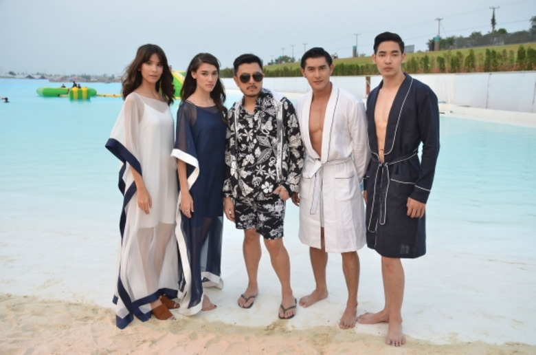 กลายเป็นงานช้างที่รวบรวมที่สุดของความเอ็ก...