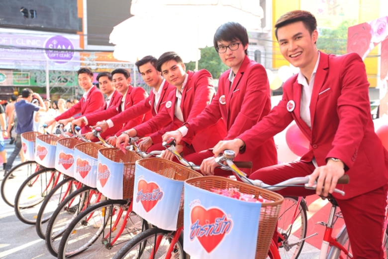 “ฮาร์ทบีท” ร่วมฉลองเทศกาลแห่งความรัก ส่งต่อความรัก ความรู้สึกดีๆ ผ่านลูกอมสื่อรักรูปหัวใจ