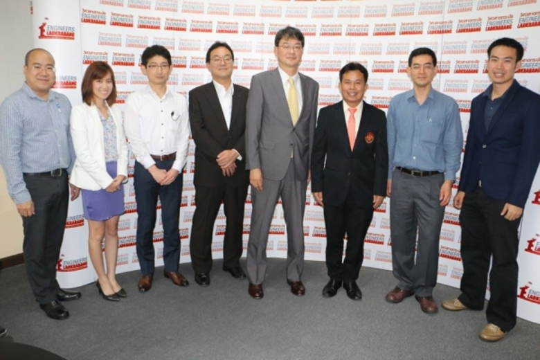 รศ.ดร.คมสัน มาลีสี คณบดี คณะวิศวกรรมศาสตร...