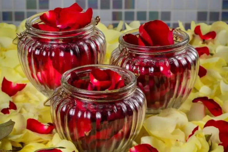 ร่วมเปิดประสบการณ์สุดโรเมนติกเพื่อเฉลิมฉล...