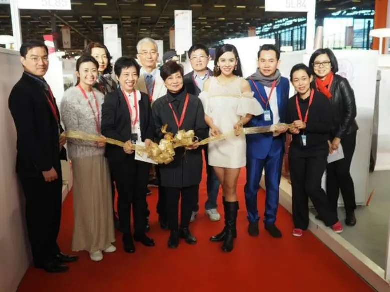 นำโดยนางสุทธินีย์ พู่ผกา ผู้อำนวยการสถาบั...