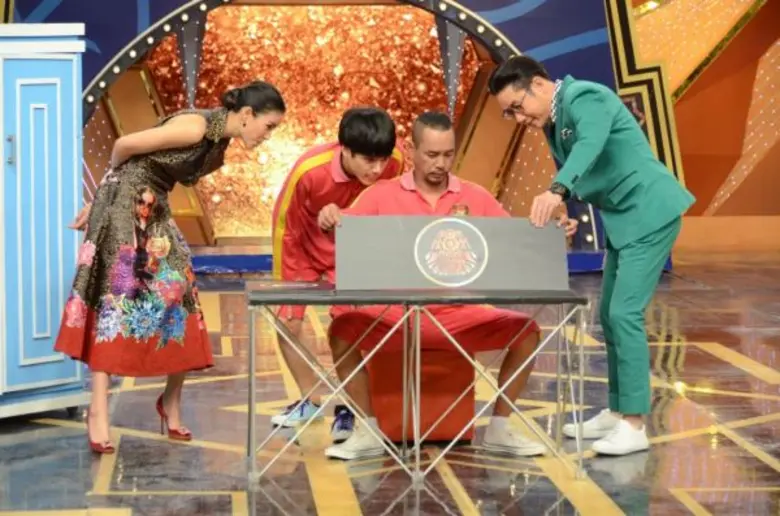 ทีวีไกด์: รายการ “ชิงร้อยชิงล้าน ว้าวว้าวว้าว” ร่วมฮา แก๊ง 3 ช่าโดนรุม!! เละได้ใจ