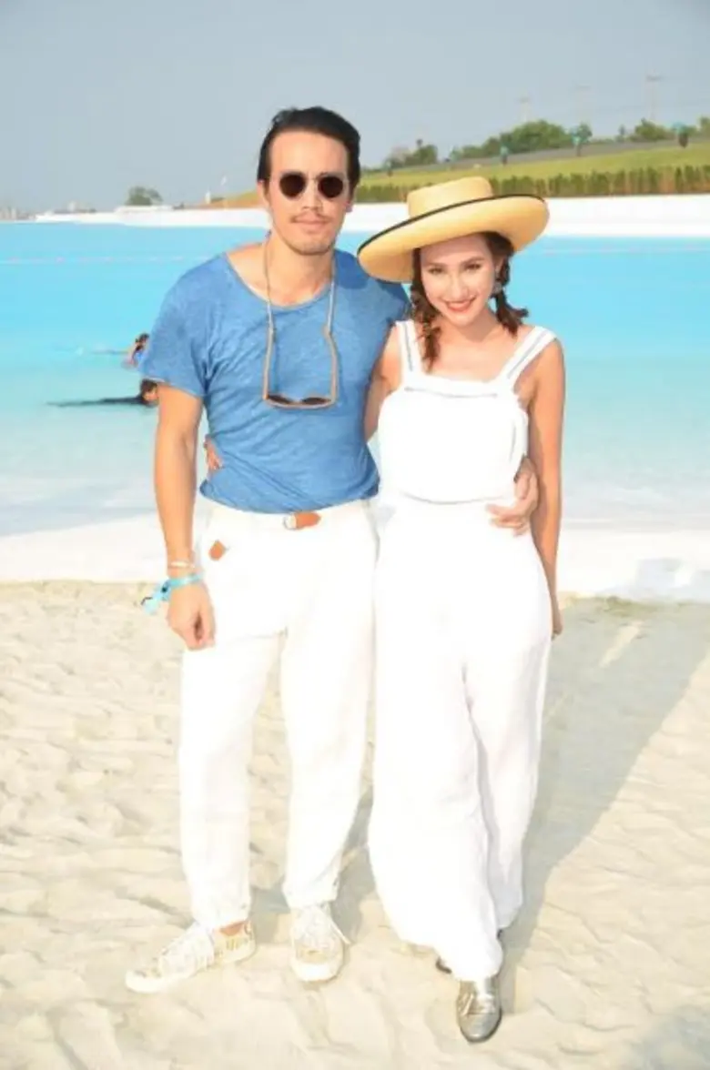 “อนันดา” ฟินหนักมาก...เดินโสด “โชว์หล่อ” ริมหาด “มหาสมทุร ลากูน” ทะเลสาบส่วนตัวฝีมือมนุษย์...ใหญ่ที่สุดในเอเชีย