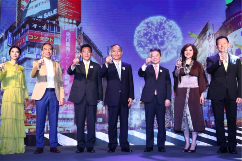 นายฐากร ปิยะพันธ์ ประธานคณะเจ้าหน้าที่ด้า...