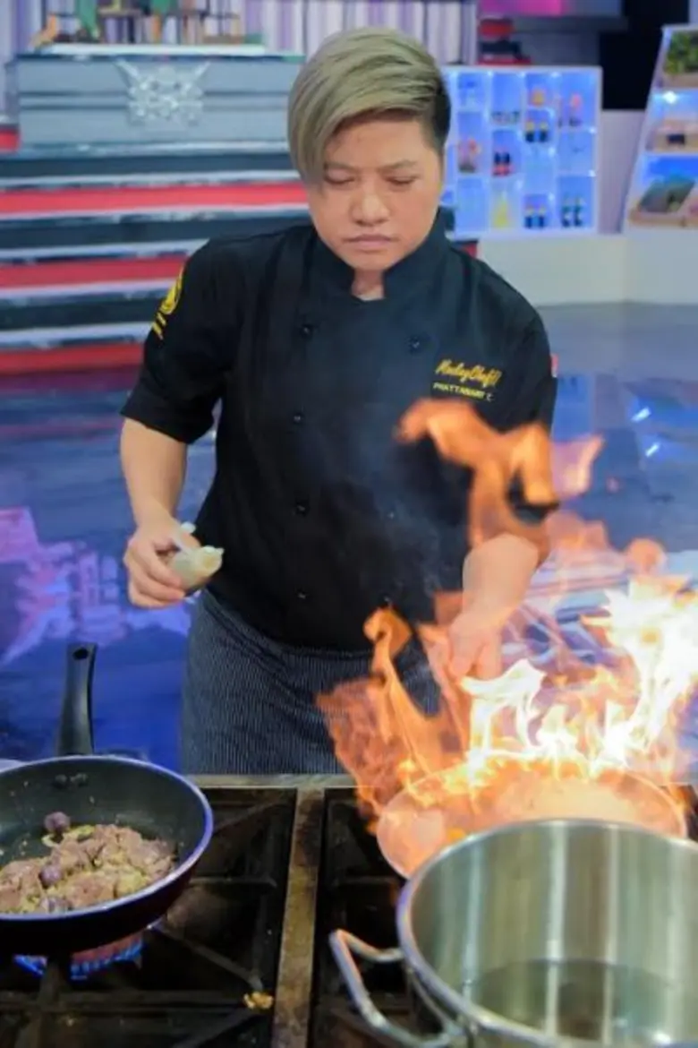 ทีวีไกด์: รายการ "เชฟกระทะเหล็ก ประเทศไทย" “เชฟหญิงแกร่ง” เจ้าเหรียญทอง ขอกลับมาตอกย้ำชัยชนะอีกครั้ง!!