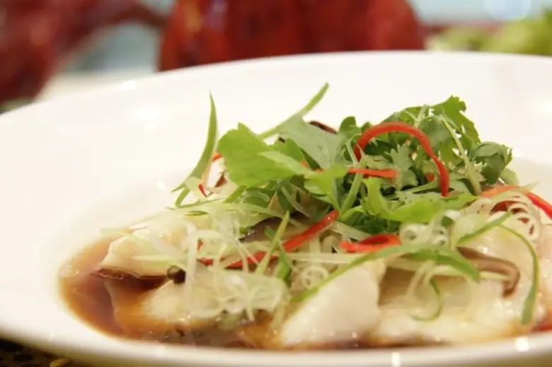 ห้องอาหารฟีสท์ โรงแรมรอยัล ออคิด เชอราตัน...