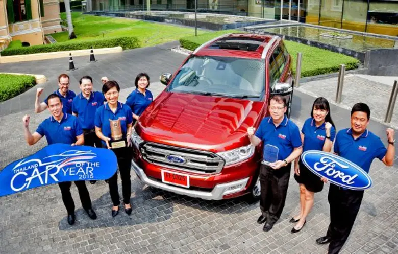 ฟอร์ด เอเวอเรสต์ ใหม่ คว้ารางวัลรถยนต์ยอดเยี่ยมประจำปี 2558  จากสมาคมผู้สื่อข่าวรถยนต์และรถจักรยานยนต์ไทย
